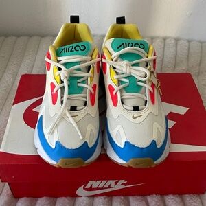 Nike Air Max 200, Legend of Her, Women Size 7
